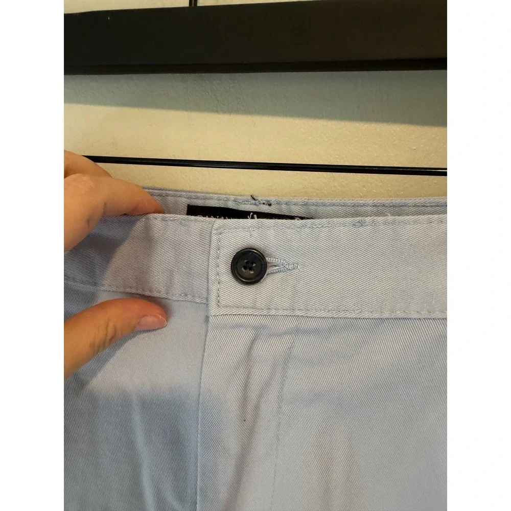 Banana Republic Gavin Shorts Mens 38 Light Blue Two-Way Stretch Chino Flat Front